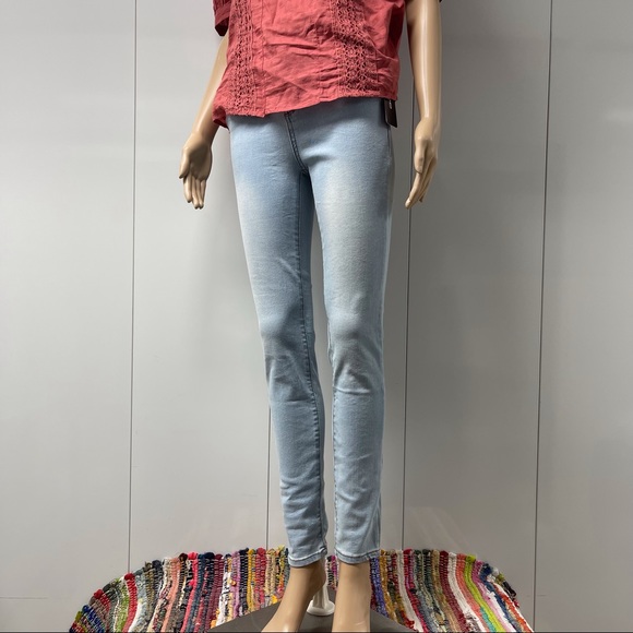 BEBE RHINESTONE SKINNY JEANS - Picture 2 of 8